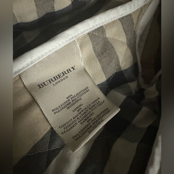 Burberry Quilted Jacket - Picture 4 of 6